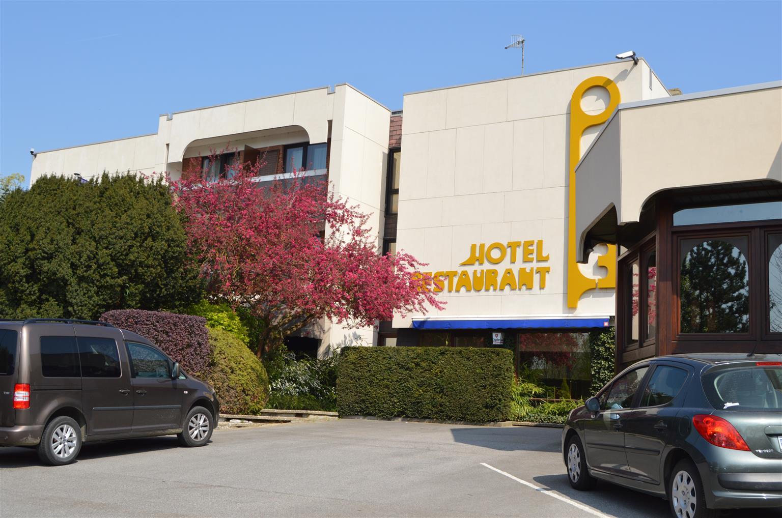 Hotel Les 3 Cles Gembloux Eksteriør billede