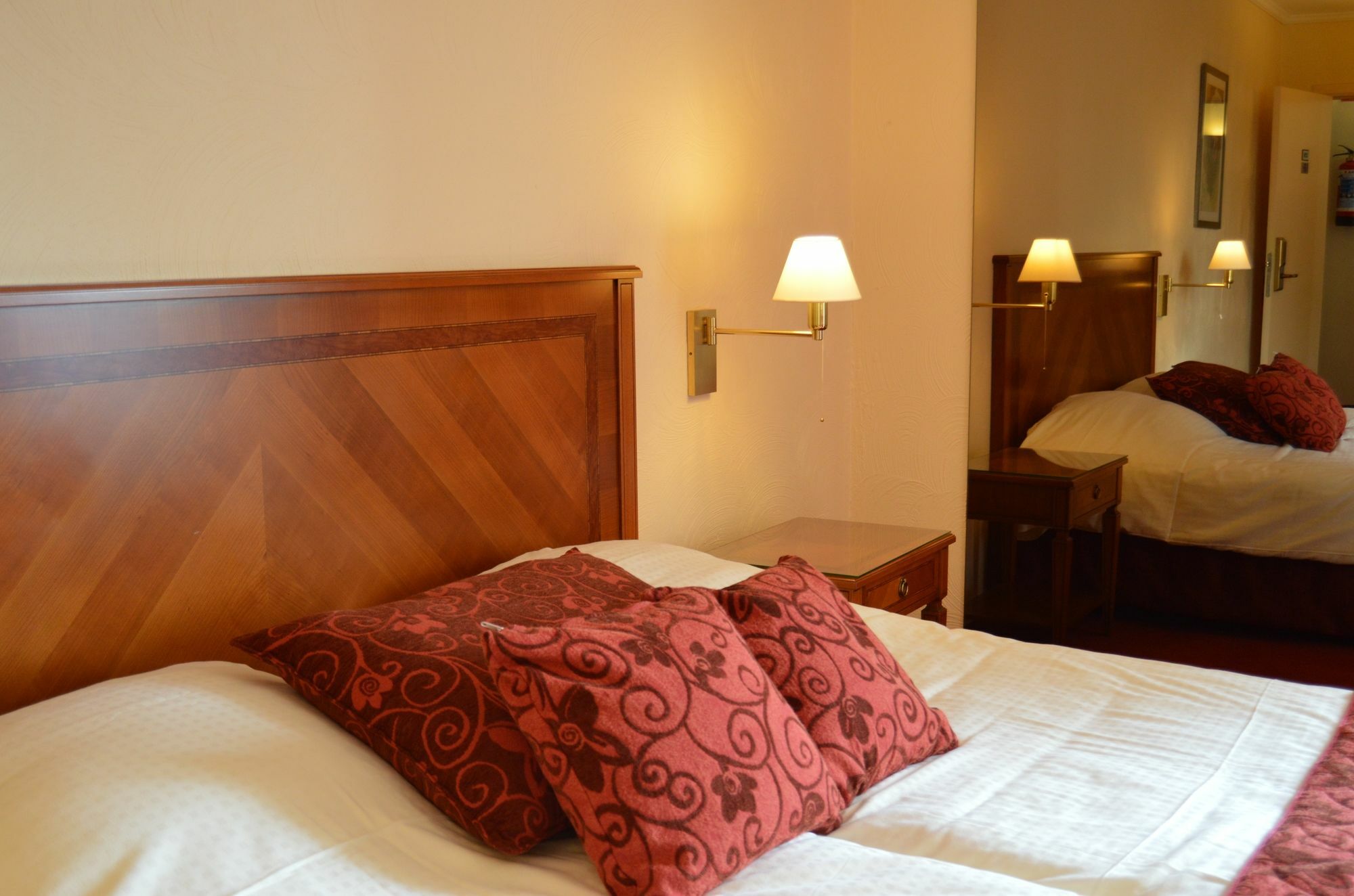 Hotel Les 3 Cles Gembloux Eksteriør billede
