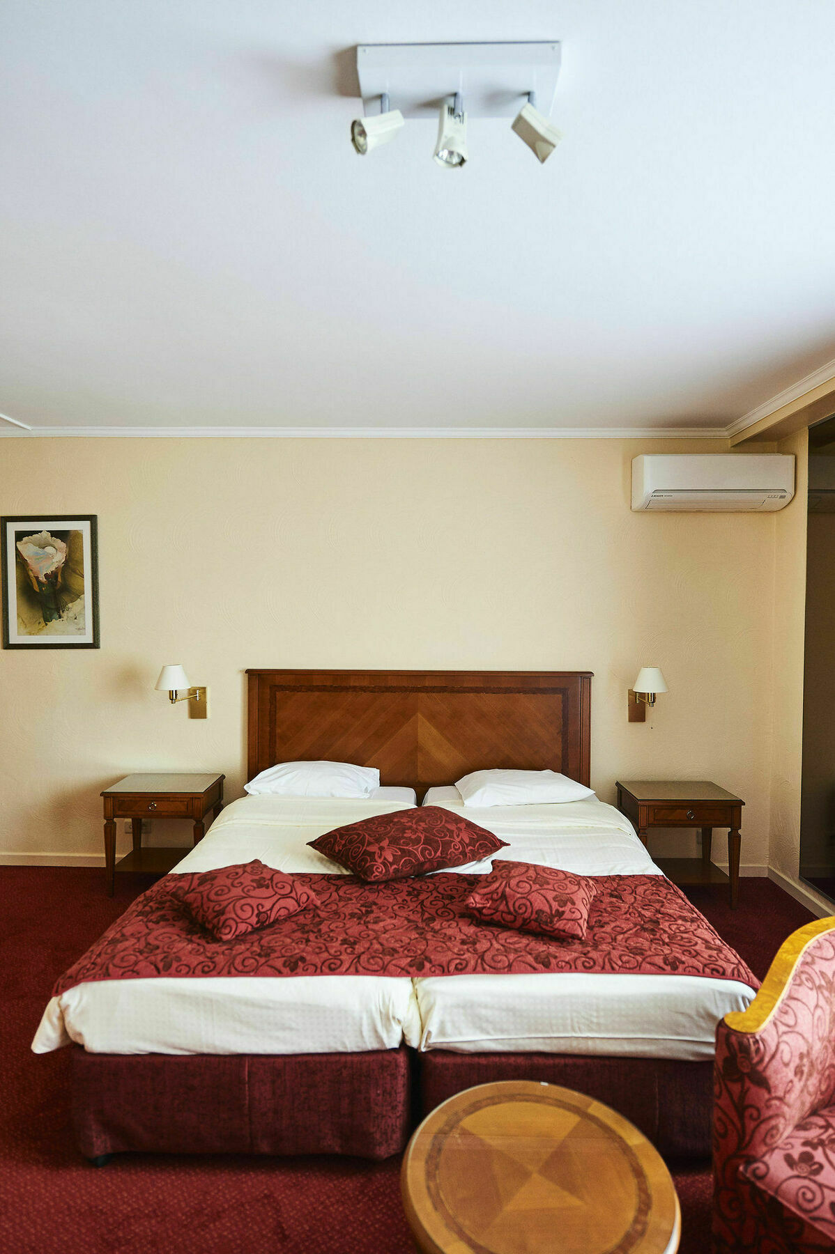 Hotel Les 3 Cles Gembloux Eksteriør billede